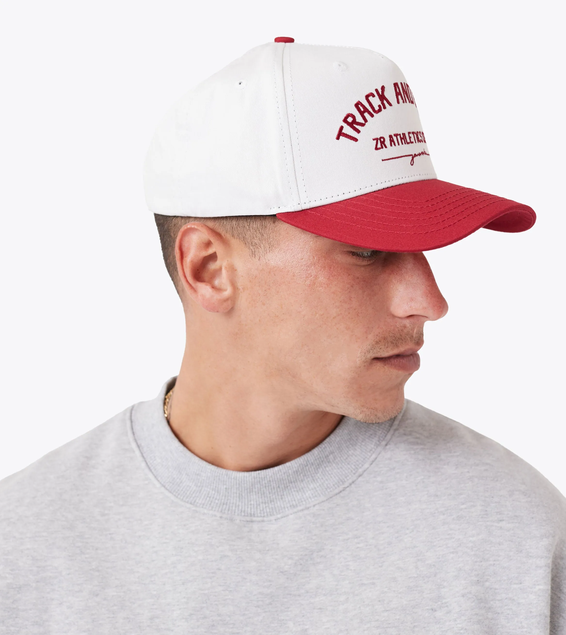 Ath. Snapback Vintage White/Cherry