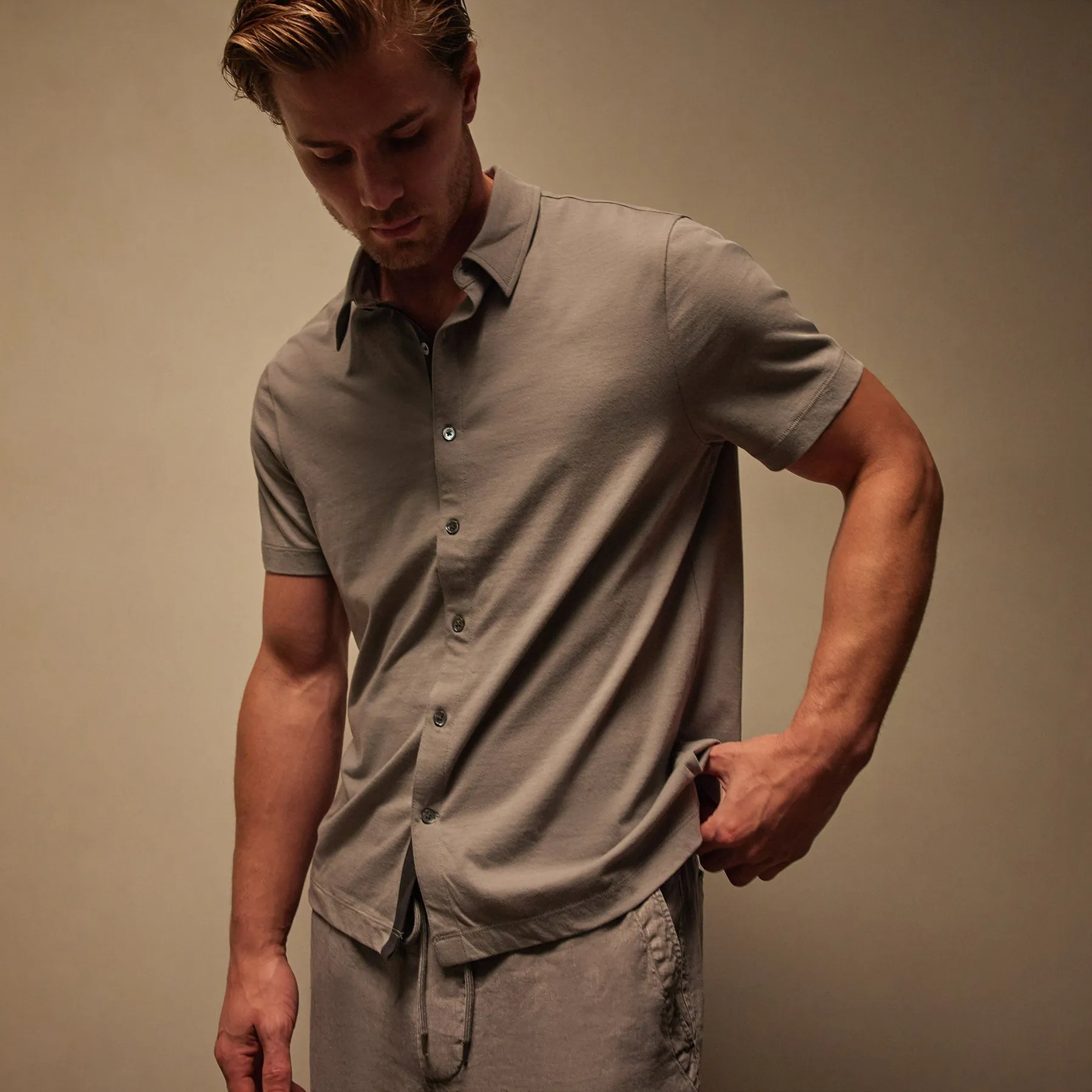 Clean Contrast Placket Short Sleeve - Silver Grey/Magma